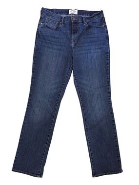 Denizen by Levis. Women's Straight Leg Jeans in Dark Blue. Size 12 (31 x 32)